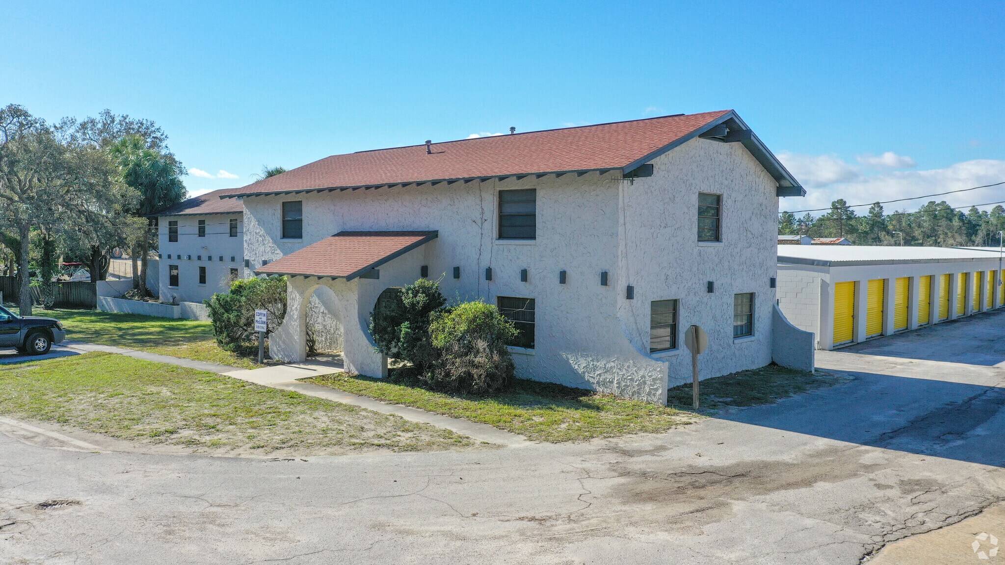 3703-3709 Commercial Way, Spring Hill, FL à louer Photo principale- Image 1 de 8