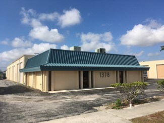 Plus de détails pour 1378 N Killian Dr, West Palm Beach, FL - Local d'activités à louer