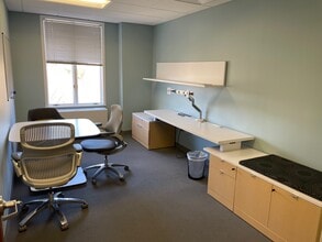 3201 New Mexico Ave NW, Washington, DC for lease Interior Photo- Image 2 of 4