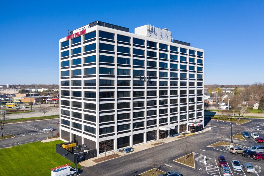800 E Northwest Hwy, Palatine, IL à louer - Photo du bâtiment - Image 3 de 23