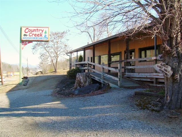 2142 Georgia Rd, Franklin, NC for sale Primary Photo- Image 1 of 2