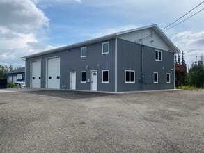 2125 Richardson Hwy, North Pole, AK for lease Building Photo- Image 2 of 13