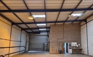 Alphin Brook Rd, Exeter for lease Interior Photo- Image 2 of 6