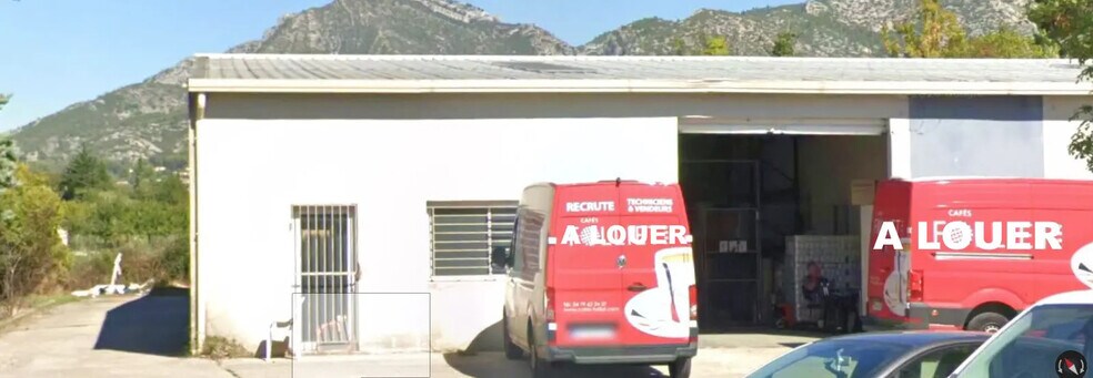 Industriel dans Aubagne à louer - Photo du bâtiment - Image 3 de 3