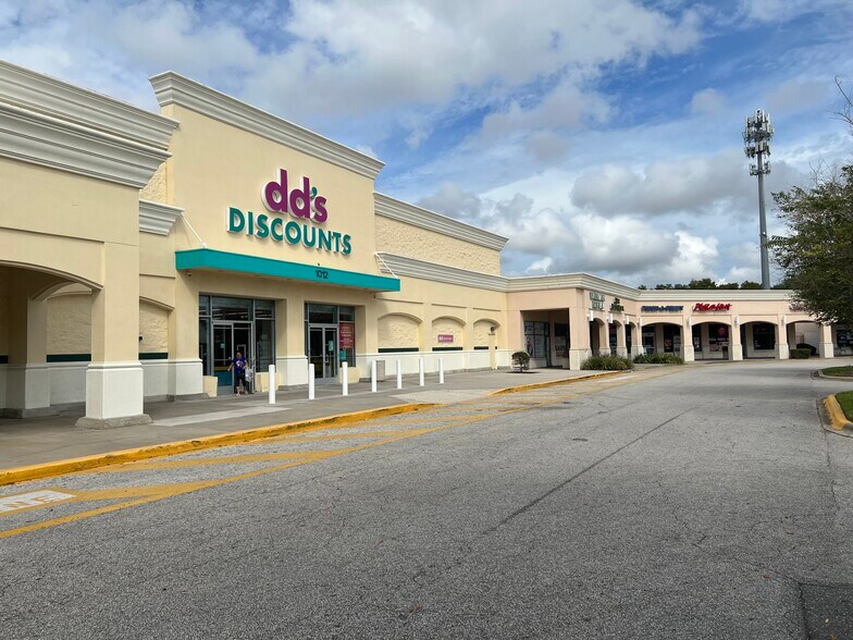 1012-1038 Buenaventura Blvd, Kissimmee, FL à louer - Photo du bâtiment - Image 2 de 6