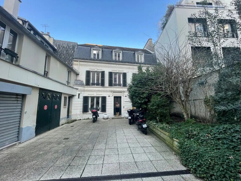 92 Avenue Des Ternes, Paris à louer - Photo du bâtiment - Image 2 de 14