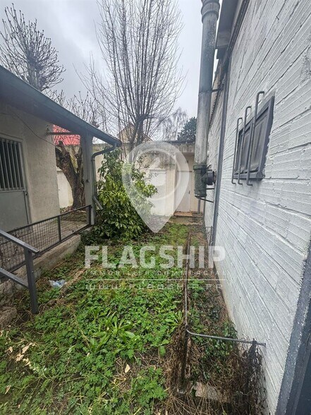 Industrial in Montreuil for lease - Building Photo - Image 3 of 15