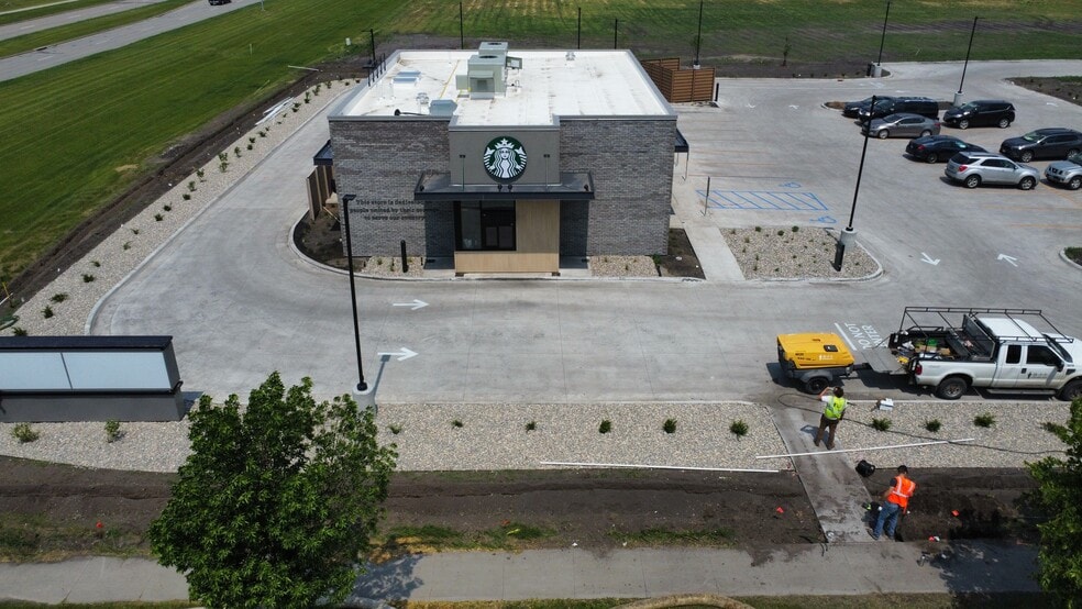 4675 Washington St, Grand Forks, ND for sale - Building Photo - Image 3 of 6