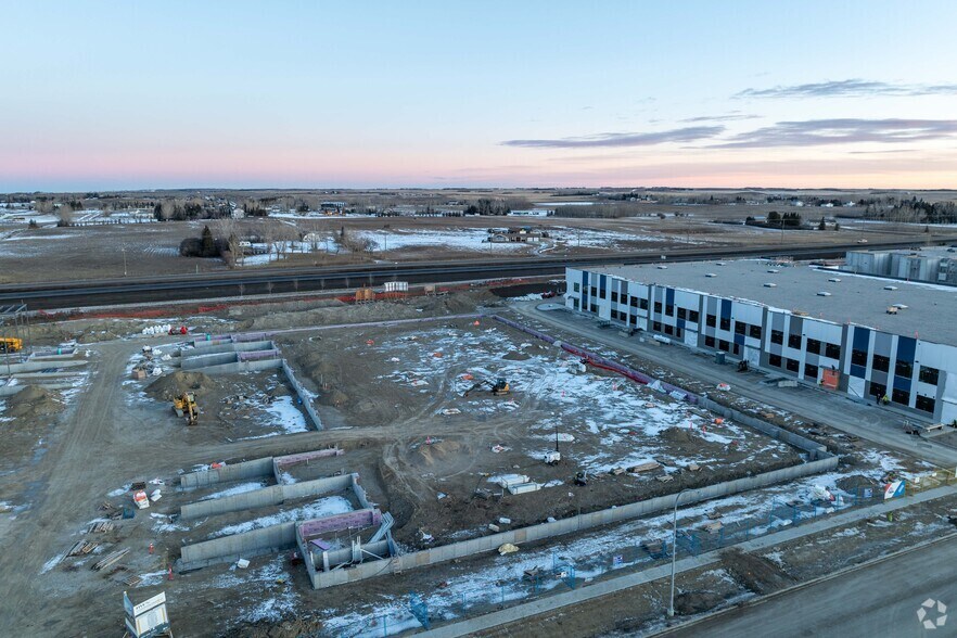 292176 Wagon Wheel Blvd, Rocky View No 44, AB à vendre - Photo du bâtiment - Image 1 de 1