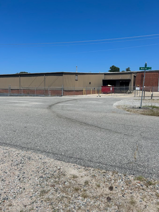 Plus de détails pour 100 Mueller St, Lumberton, NC - Industriel à vendre