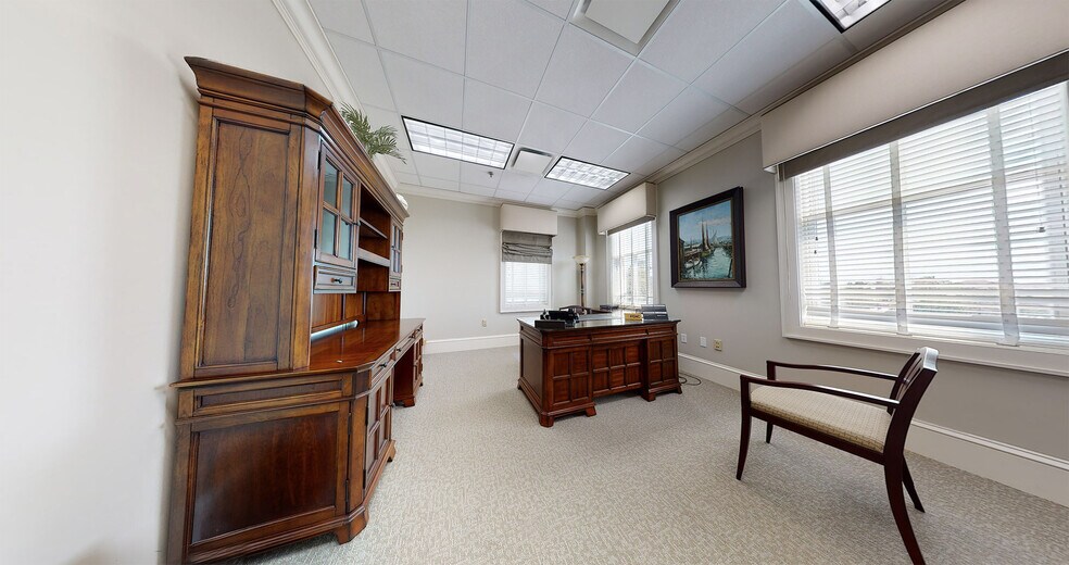 13331 US Highway 98 W, Miramar Beach, FL à vendre - Photo intérieure - Image 3 de 7