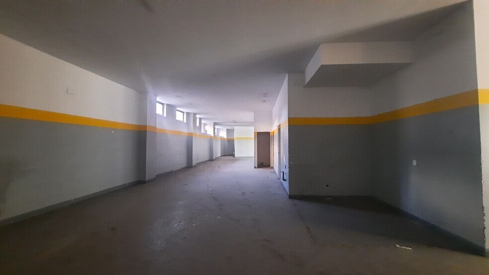 de Atenas, 5, Oviedo, Asturias for lease - Building Photo - Image 2 of 34