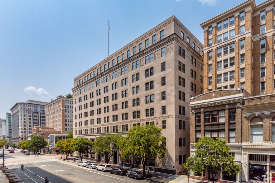 999 E St NW, Washington, DC à louer - Photo du bâtiment - Image 3 de 10
