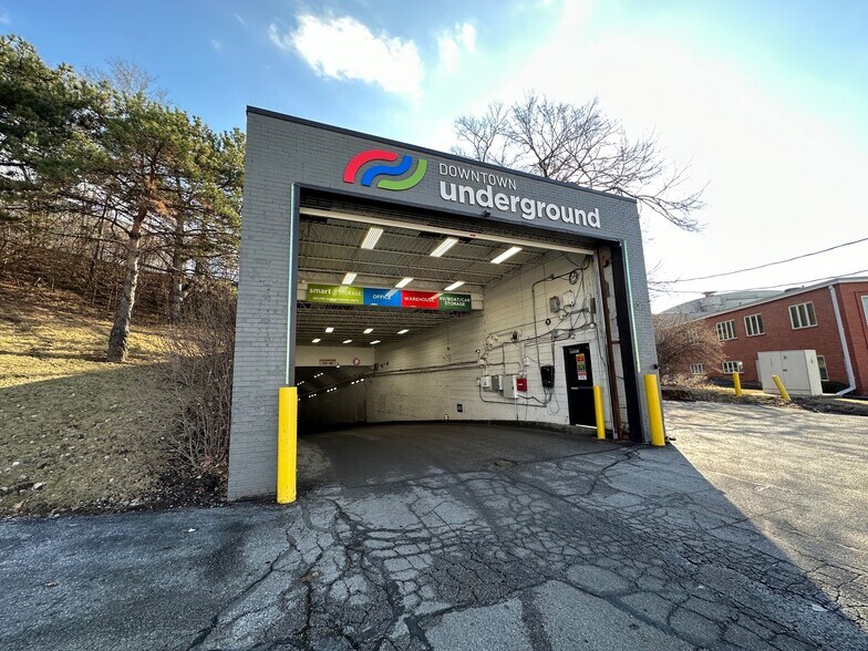 3101-3150 Mercier St, Kansas City, MO à louer - Photo du bâtiment - Image 1 de 38