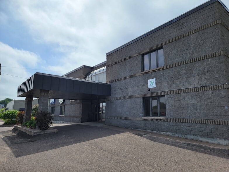 501 Granite St, Hurley, WI à louer - Photo du bâtiment - Image 1 de 7