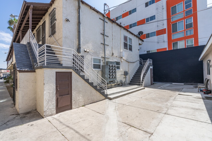6519 Crenshaw Blvd, Los Angeles, CA for sale - Building Photo - Image 3 of 30