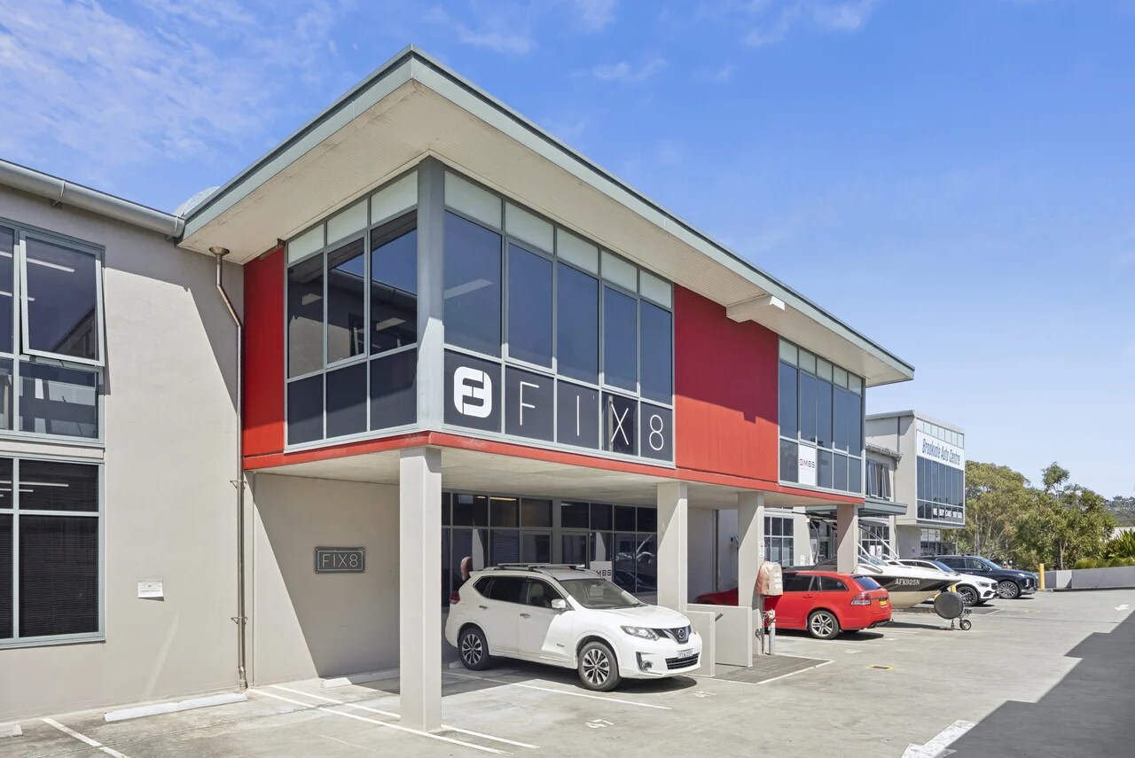 49-51 Mitchell Rd, Brookvale for lease Primary Photo- Image 1 of 3