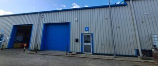 Plus de détails pour 8 Broadley Park Rd, Roborough - Industriel à vendre