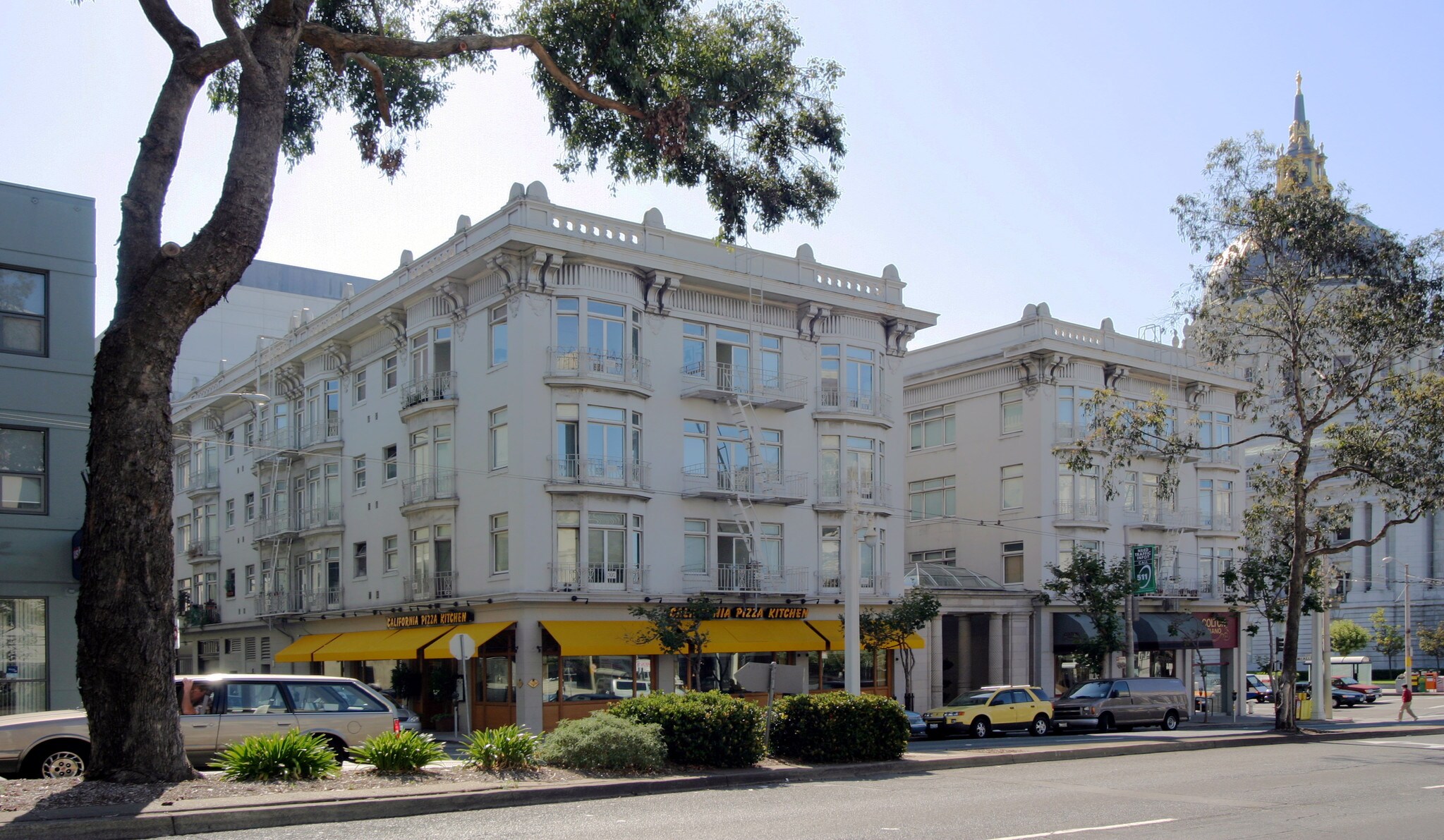500-524 Van Ness Ave, San Francisco, CA à louer Photo principale- Image 1 de 13