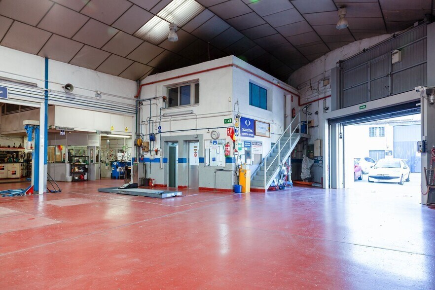 Calle Galileo, 1-5, Fuenlabrada, Madrid for lease - Interior Photo - Image 2 of 10
