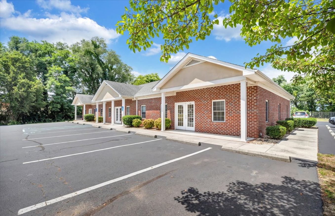 1101-1109 Electric Rd, Salem, VA for sale Primary Photo- Image 1 of 22