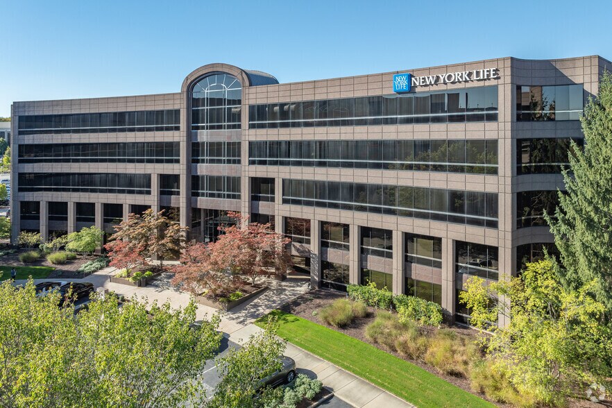 6100 Oak Tree Blvd, Independence, OH à louer - Photo principale - Image 1 de 6