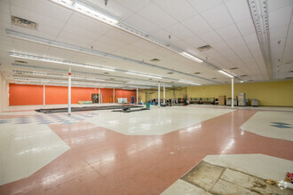 1355-1399 S Frontage Rd, Hastings, MN for lease Interior Photo- Image 2 of 4