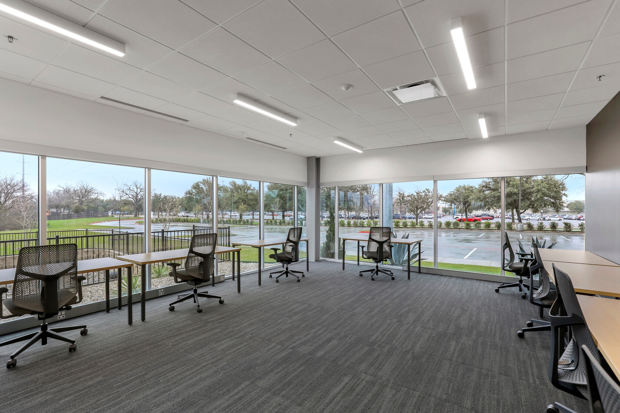 2451 W Grapevine Mills Cir, Grapevine, TX à louer Photo intérieure- Image 1 de 6