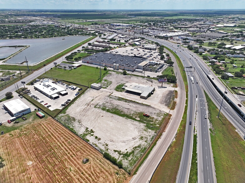 4402 I-69 Access rd, Corpus Christi, TX for lease - Building Photo - Image 2 of 7