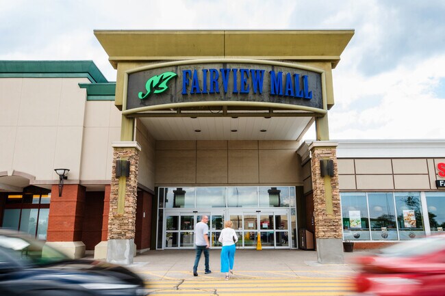 Plus de détails pour 285 Geneva St, St Catharines, ON - Commerce de détail à louer