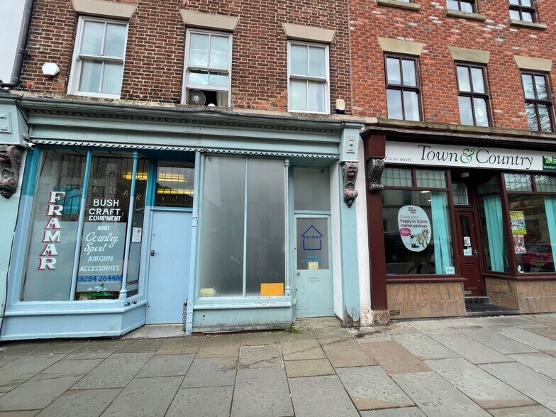 42 King St, Blackburn à louer - Photo du bâtiment - Image 1 de 1