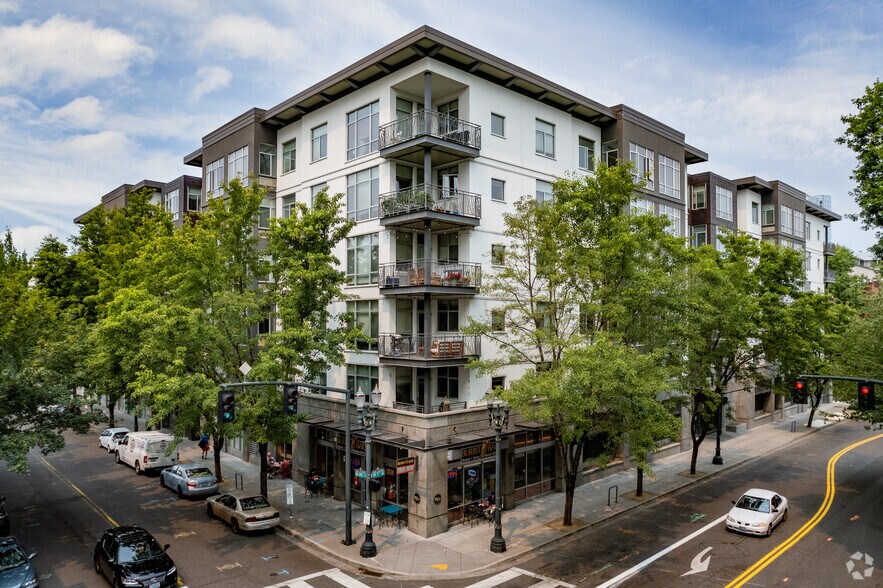 600-630 NW 10th Ave, Portland, OR à louer - Photo du bâtiment - Image 3 de 9