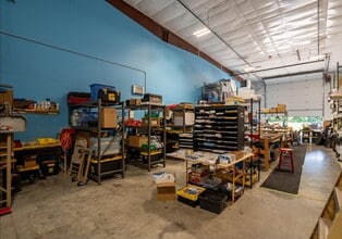 2404 Robinson Ave NE, Bondurant, IA for lease Interior Photo- Image 2 of 4