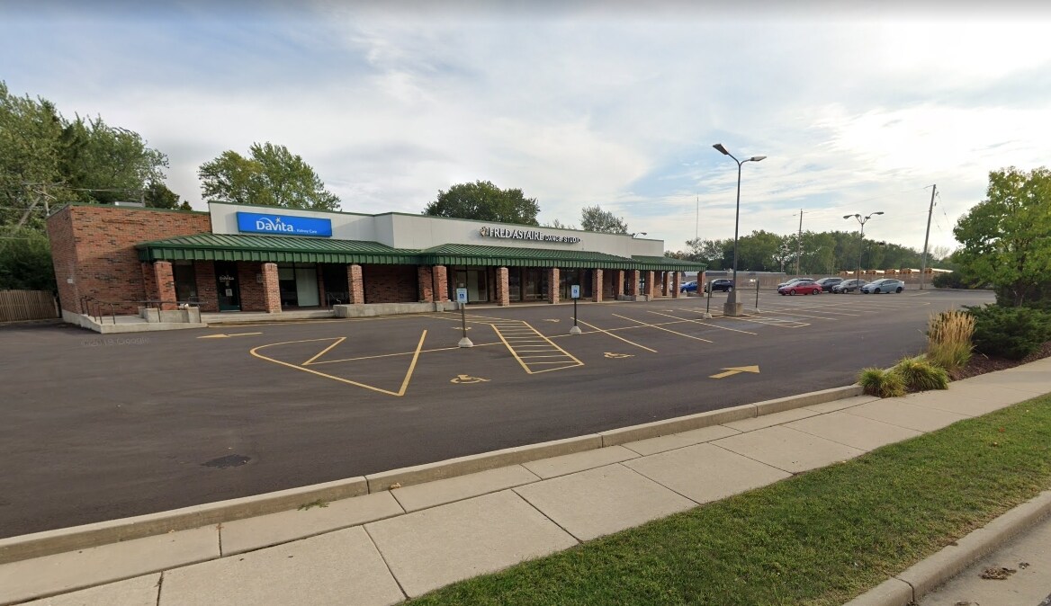 N87 W17301 Main St, Menomonee Falls, WI à vendre Photo du bâtiment- Image 1 de 1