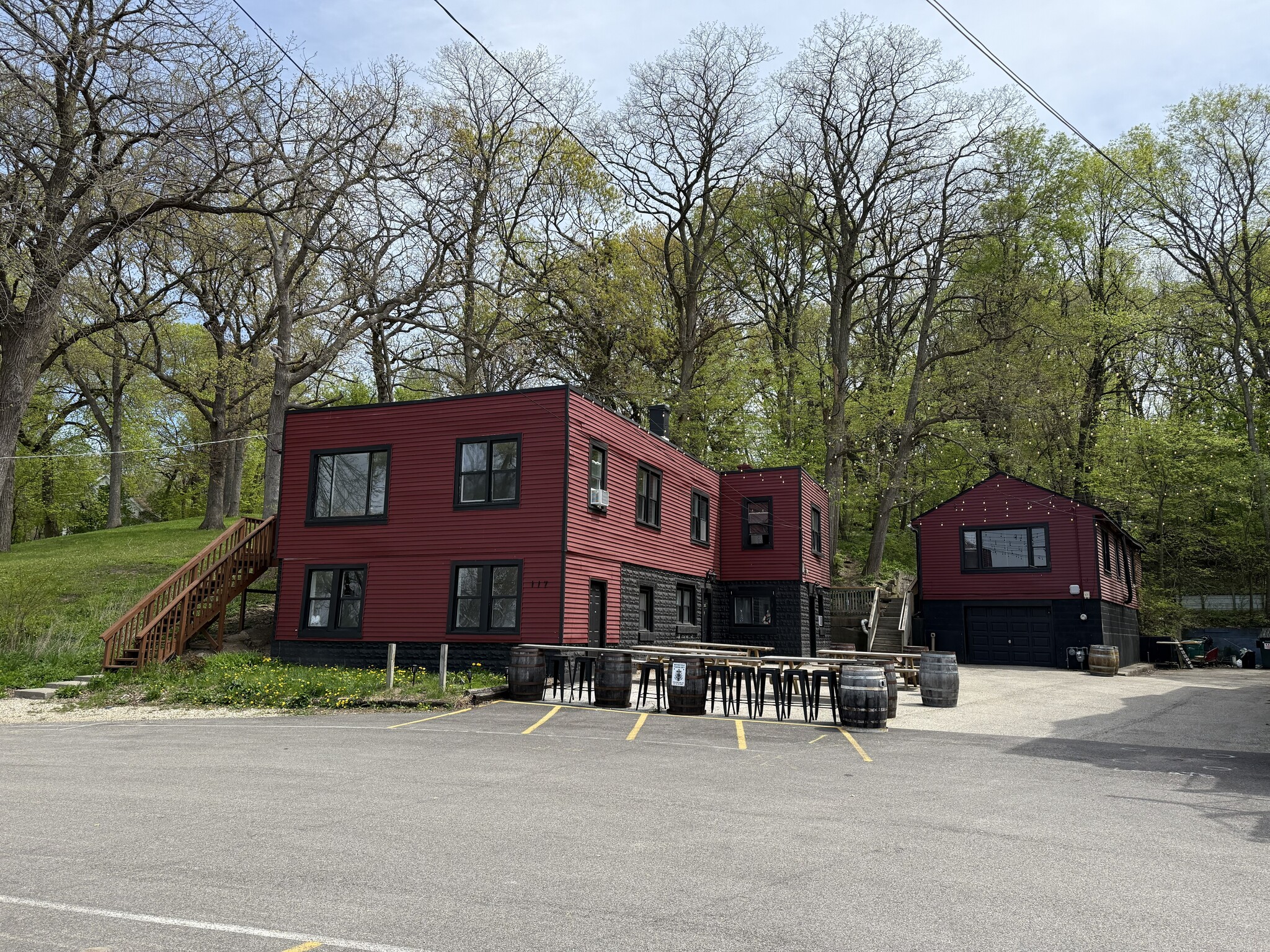 117 Nippersink Rd, Fox Lake, IL for sale Primary Photo- Image 1 of 9