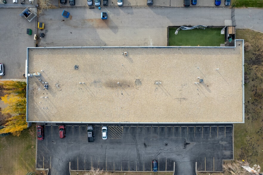 7070 11th St SE, Calgary, AB for lease - Aerial - Image 2 of 5