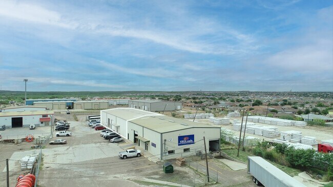 Plus de détails pour 5673 State Highway 359, Laredo, TX - Industriel à louer