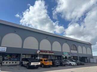 Plus de détails pour 4640-4658 Palm Ave, Hialeah, FL - Commerce de détail à louer