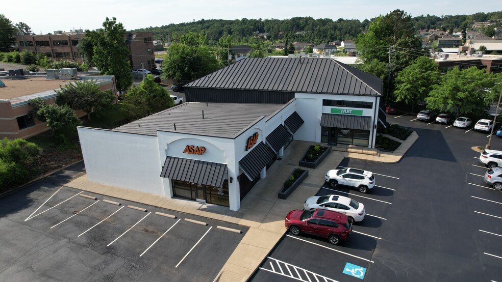 1431 Merill Dr, Little Rock, AR à louer - Photo du bâtiment - Image 2 de 8