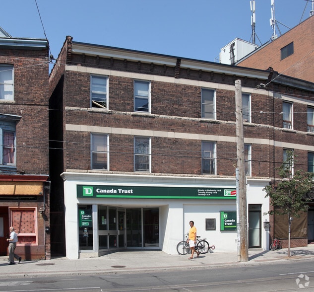 632-634 College St, Toronto, ON à louer - Photo du bâtiment - Image 2 de 3