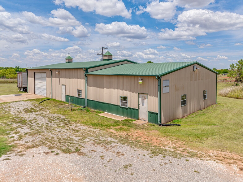 22514 2930 rd, Kingfisher, OK for sale - Building Photo - Image 2 of 27
