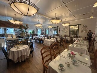 Plus de détails pour 69 Gleneida Ave, Carmel, NY - Commerce de détail à louer