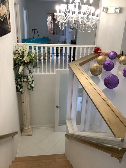 1349 Centre St, Newton, MA à louer - Photo du bâtiment - Image 3 de 6