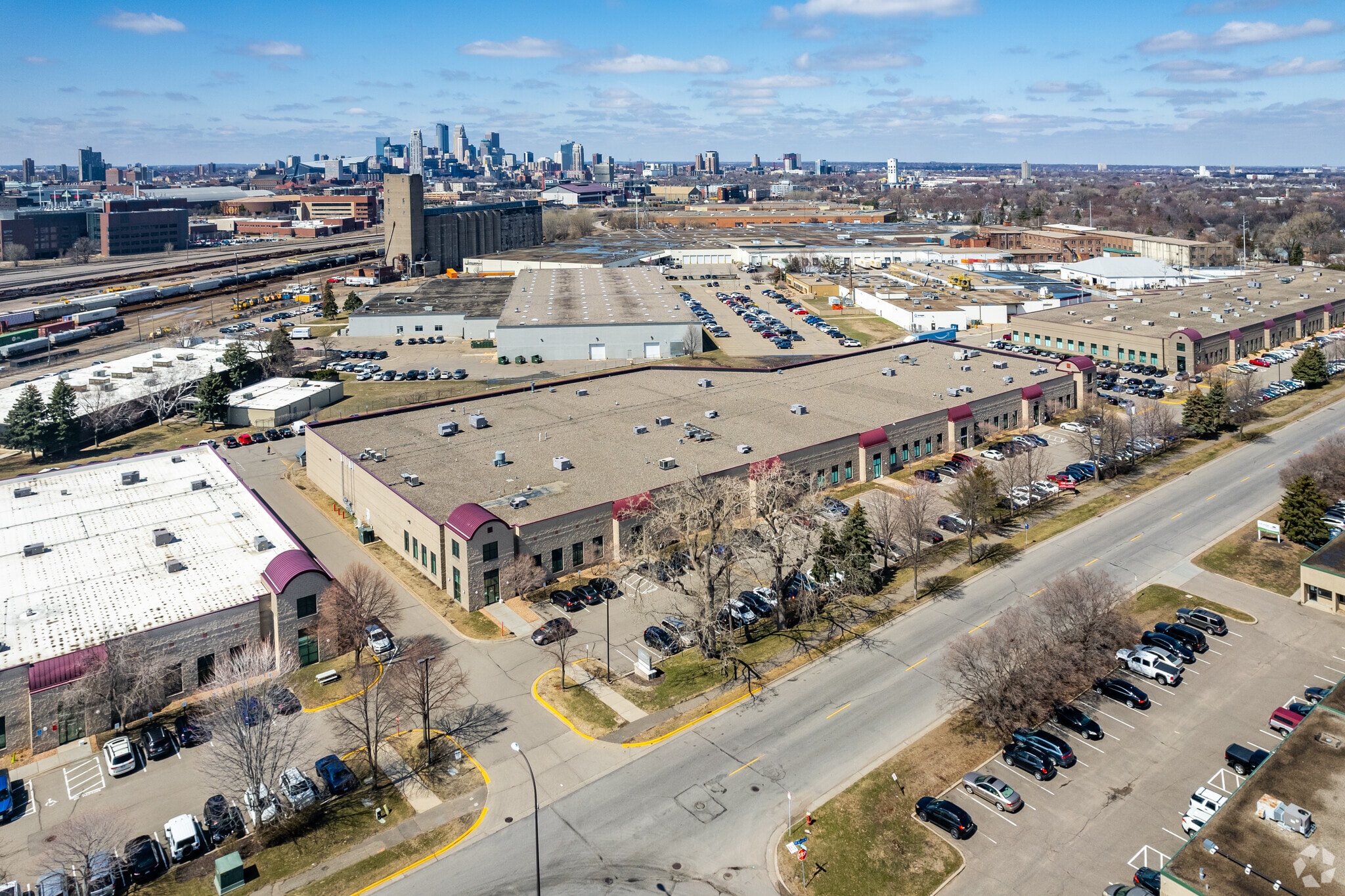 723-739 Kasota Ave SE, Minneapolis, MN for lease Building Photo- Image 1 of 10