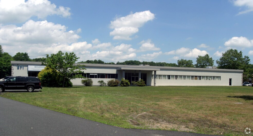 371 Essex Rd, Tinton Falls, NJ à vendre - Photo du bâtiment - Image 3 de 23