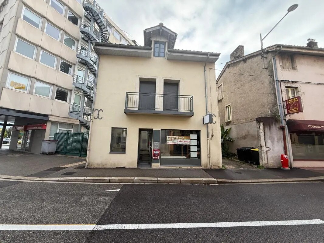 Flex in Bourg-en-Bresse for lease Building Photo- Image 1 of 9