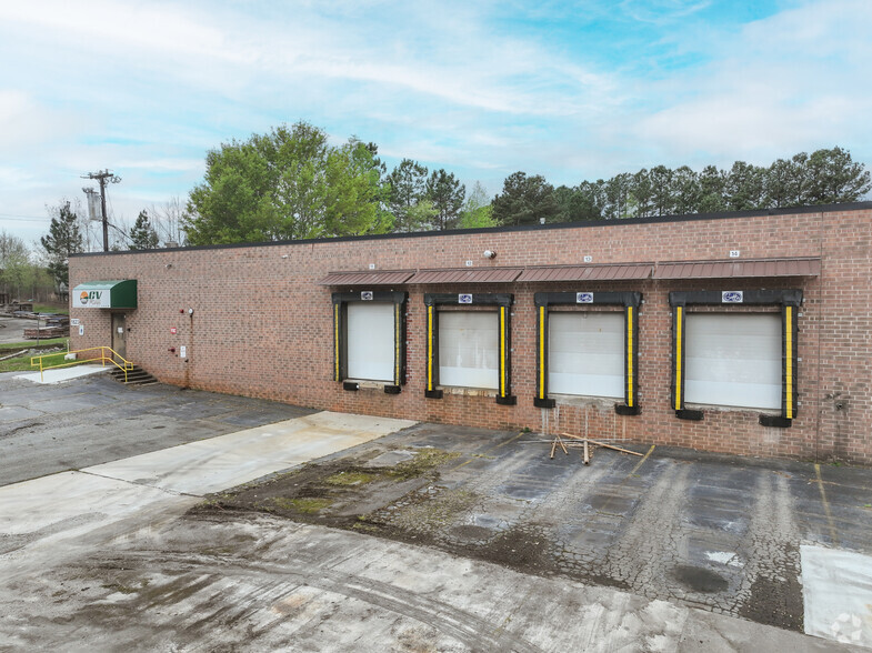 1823 Brian Dr NE, Conover, NC for sale - Building Photo - Image 1 of 16