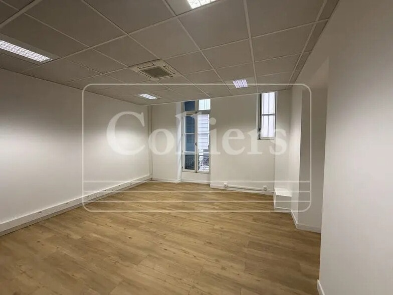 27 Rue De La Republique, Marseille for lease - Interior Photo - Image 3 of 4