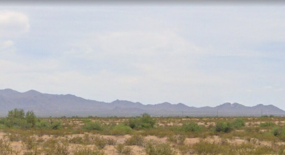 230th Ave and Bunker Peak Rd, Wittmann, AZ for sale - Building Photo - Image 2 of 4