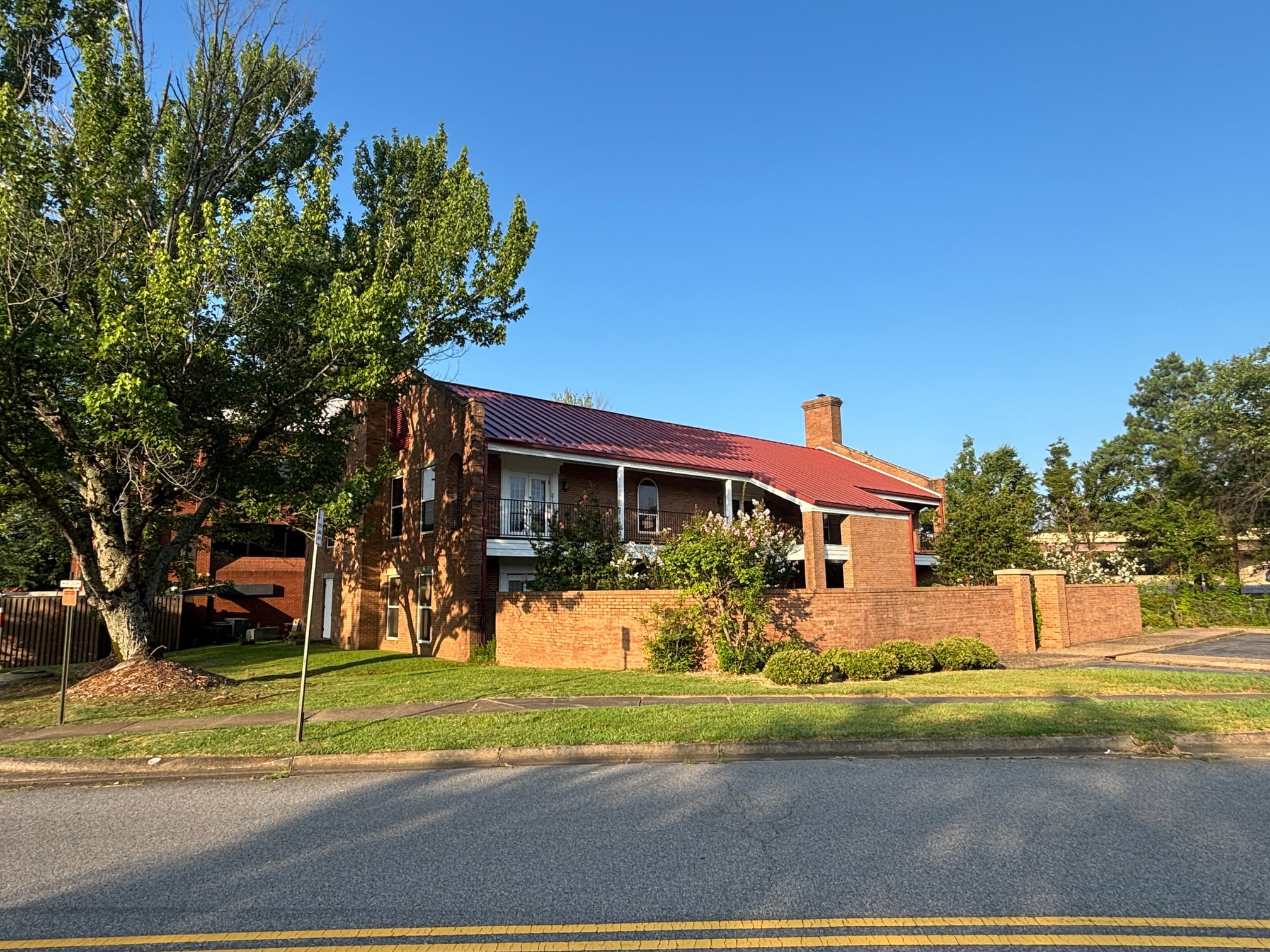 310 Executive Ct, Little Rock, AR for sale Primary Photo- Image 1 of 8